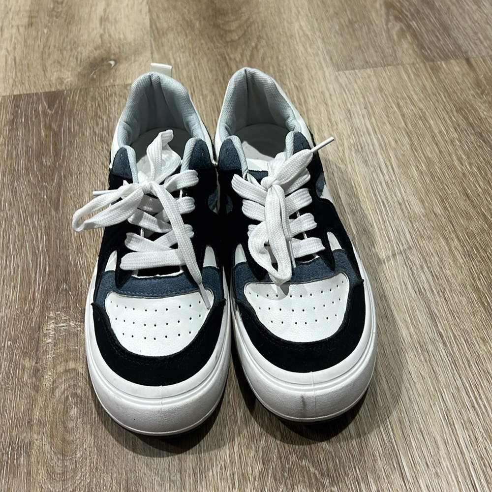 Skate Shoes
